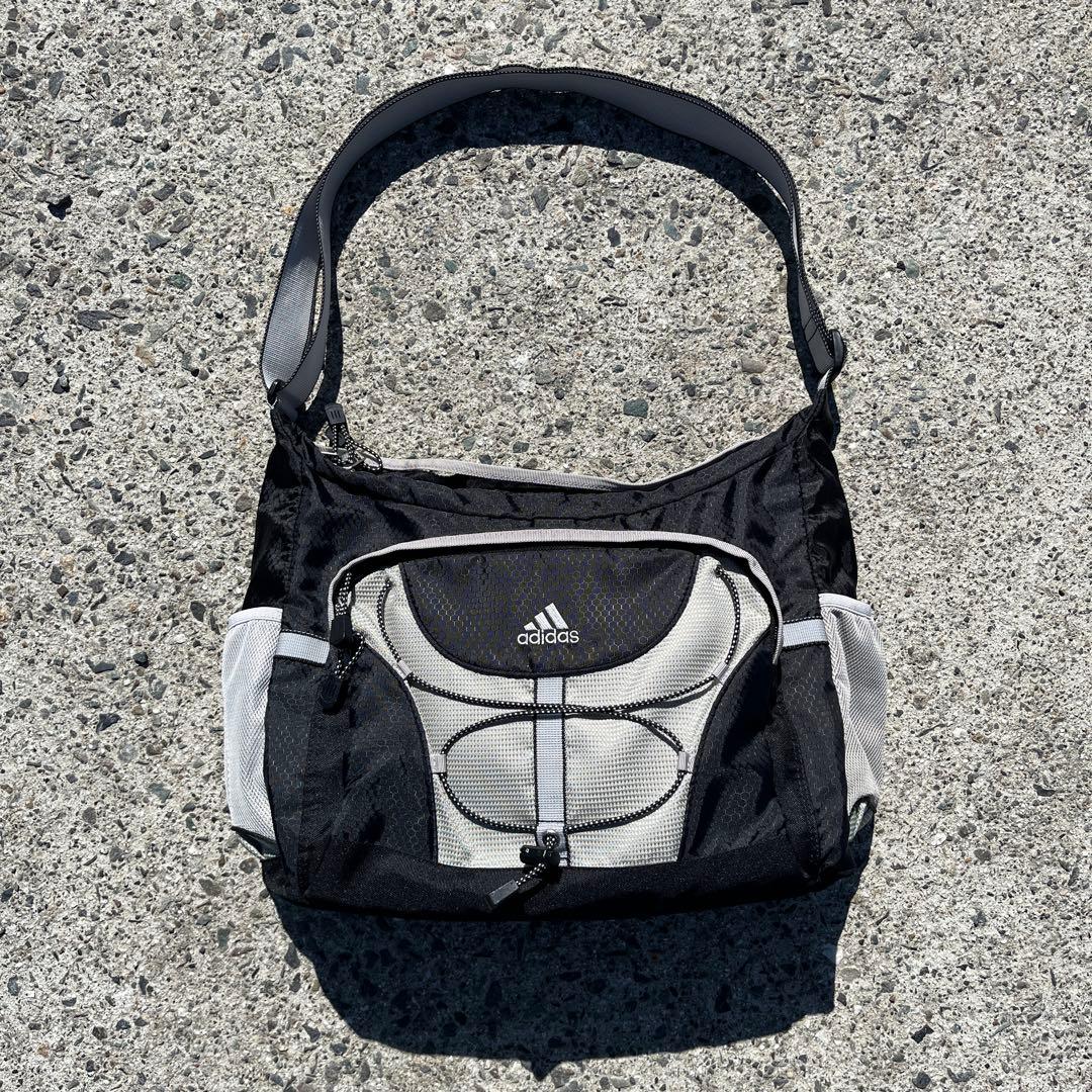 adidas ショルダーバッグ y2k archive 2000s - メルカリ