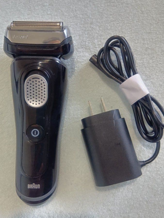 gighenro様ブラウンSeries9 9075cc 充電交流式 新品未使用！ - メルカリ