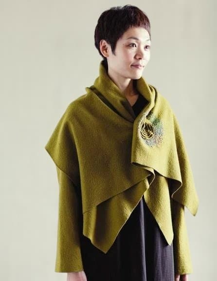 限定値下　ヨーガンレール　ウールフェルト　手刺繍　ショートコート　ババグーリ