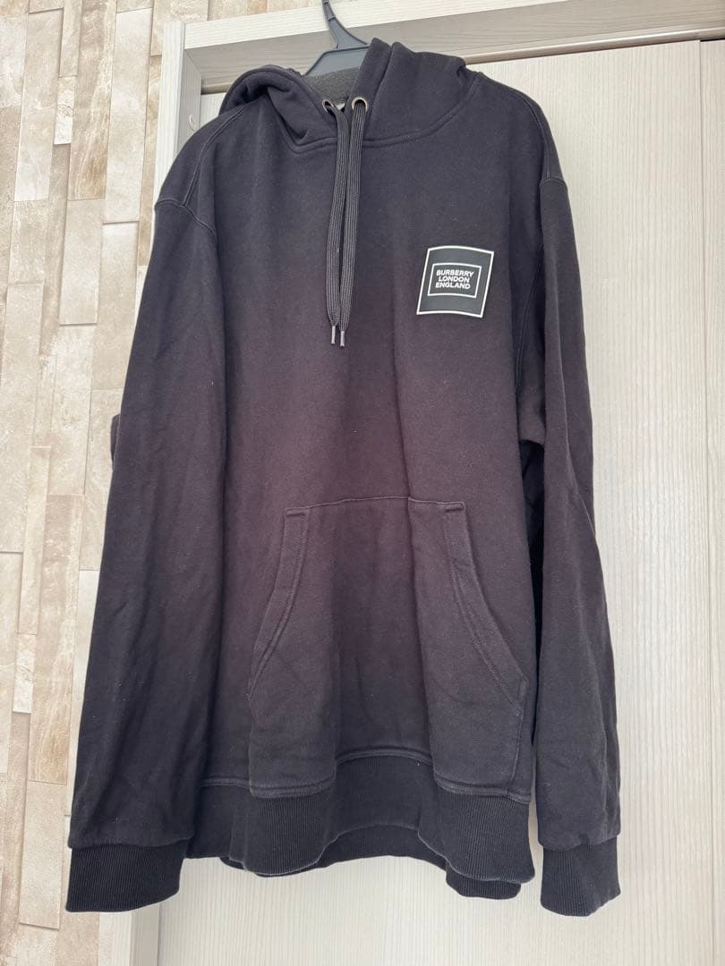 BURBERRY ブラック パーカー Lサイズ