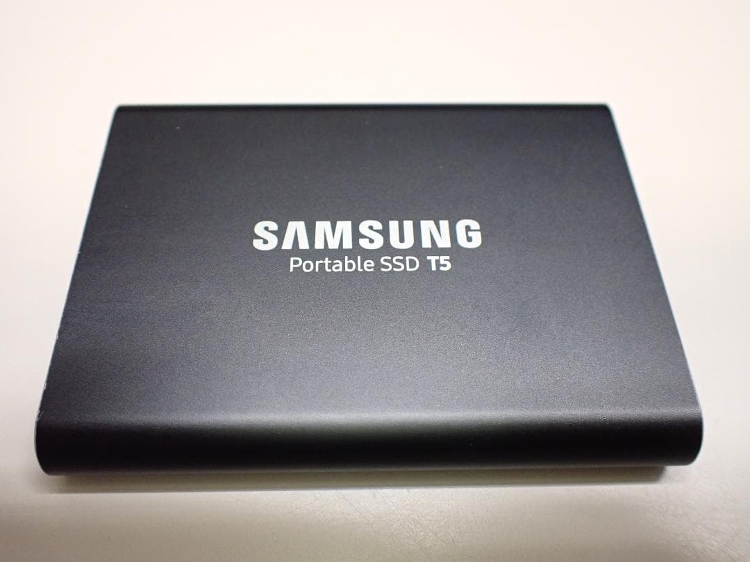 Samsung Portable SSD T5 1TB 外付けSSD - メルカリ