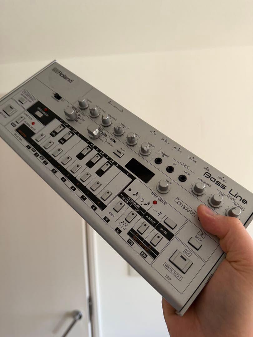 Roland boutique tb03 Bass Line シンセサイザー