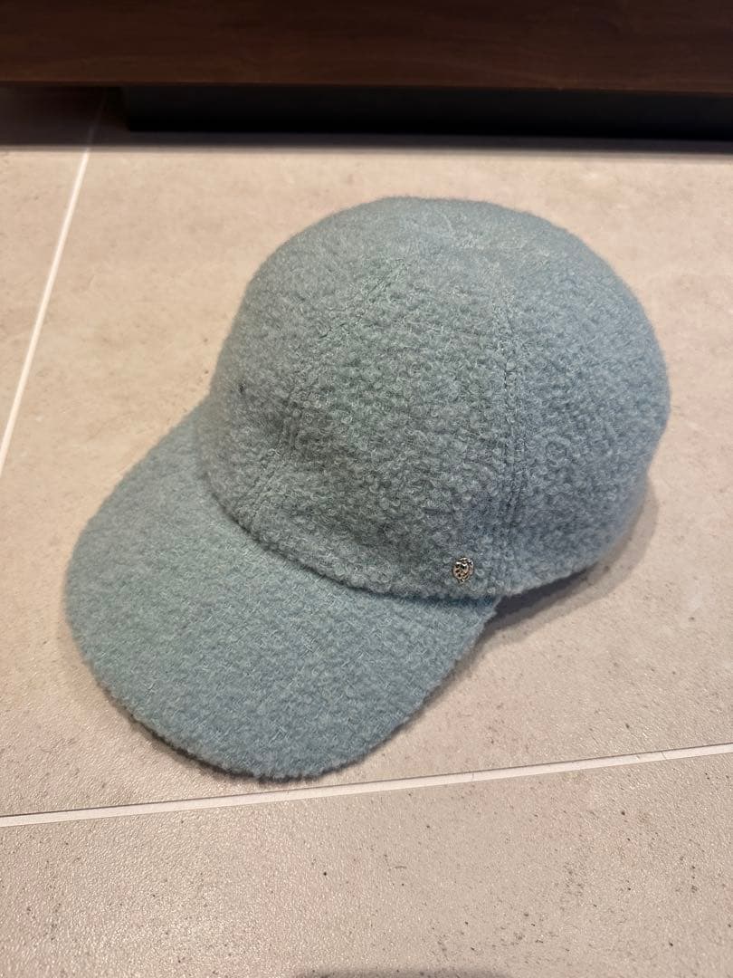 HELEN KAMINSKI ライトブルーキャップ