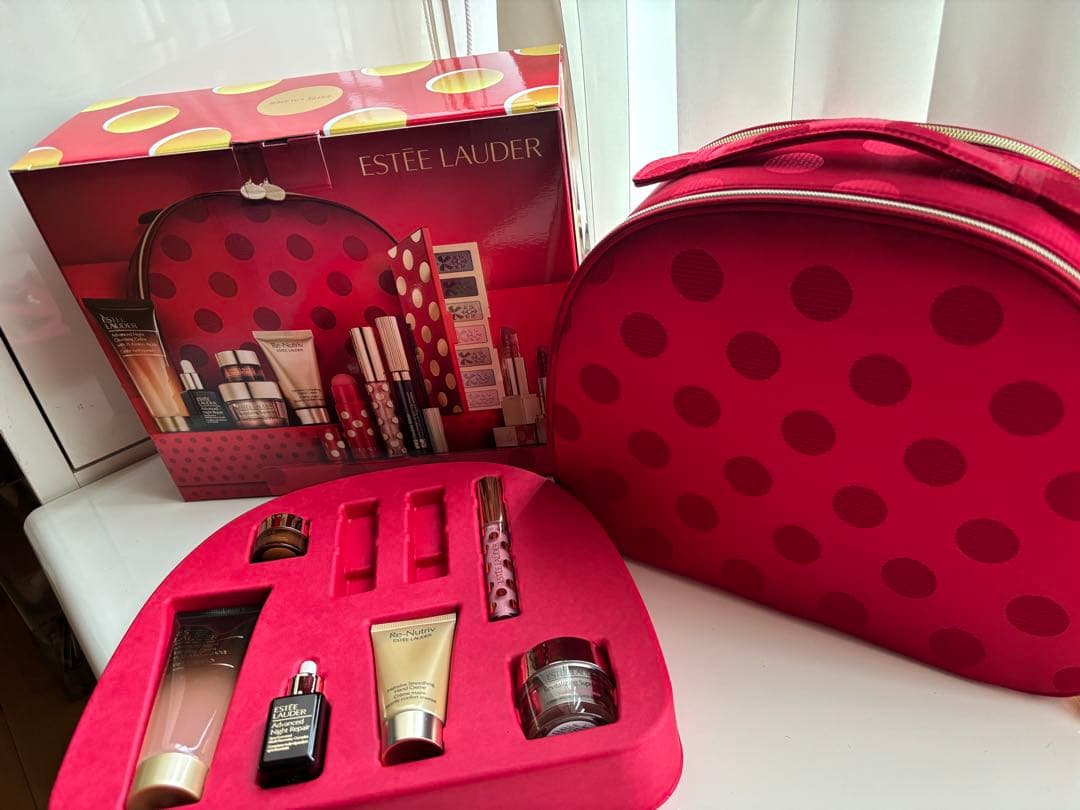 エスティローダー2025ホリデー　ブロックバスターセット　クリスマスコフレ