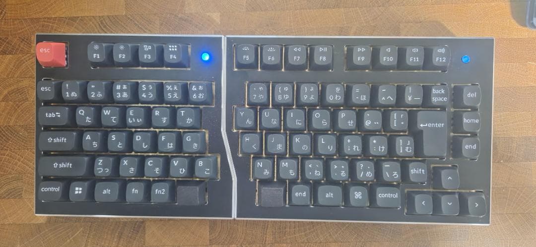 waffree 無線　完全分割　キーボード 日本語配列　テンキーレス　80% 左右分割式のプロ向け完全ワイヤレスキーボード「Waffree」税込109,780