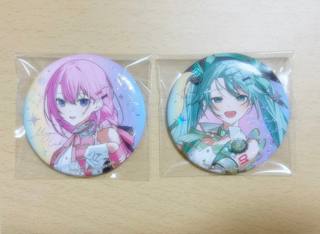 プロセカ 初音ミク 巡音ルカ 感謝祭 缶バッジ - メルカリ