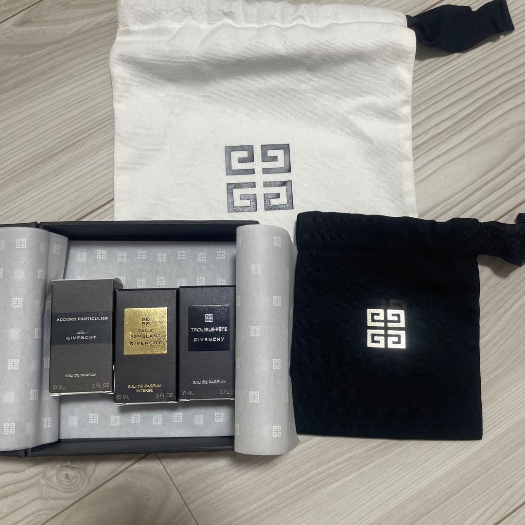 ド ジバンシイ カスタムメイド ディスカバリーセット　ポーチ2点付