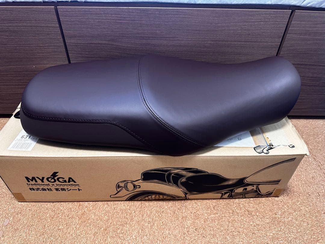 gb350純正ダークブラウン シート KandH