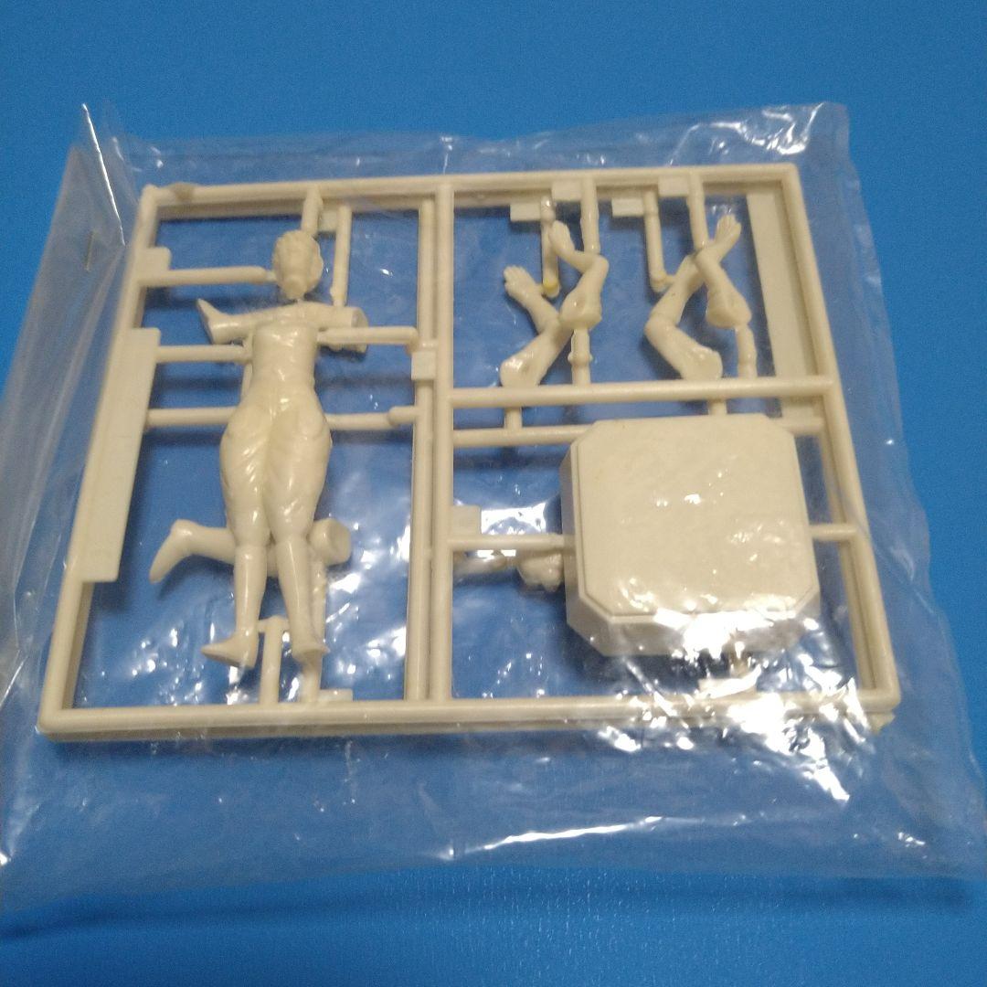 フォロー割10%】1/24タカラ ATH-14-WP スタンディングタートル - メルカリ