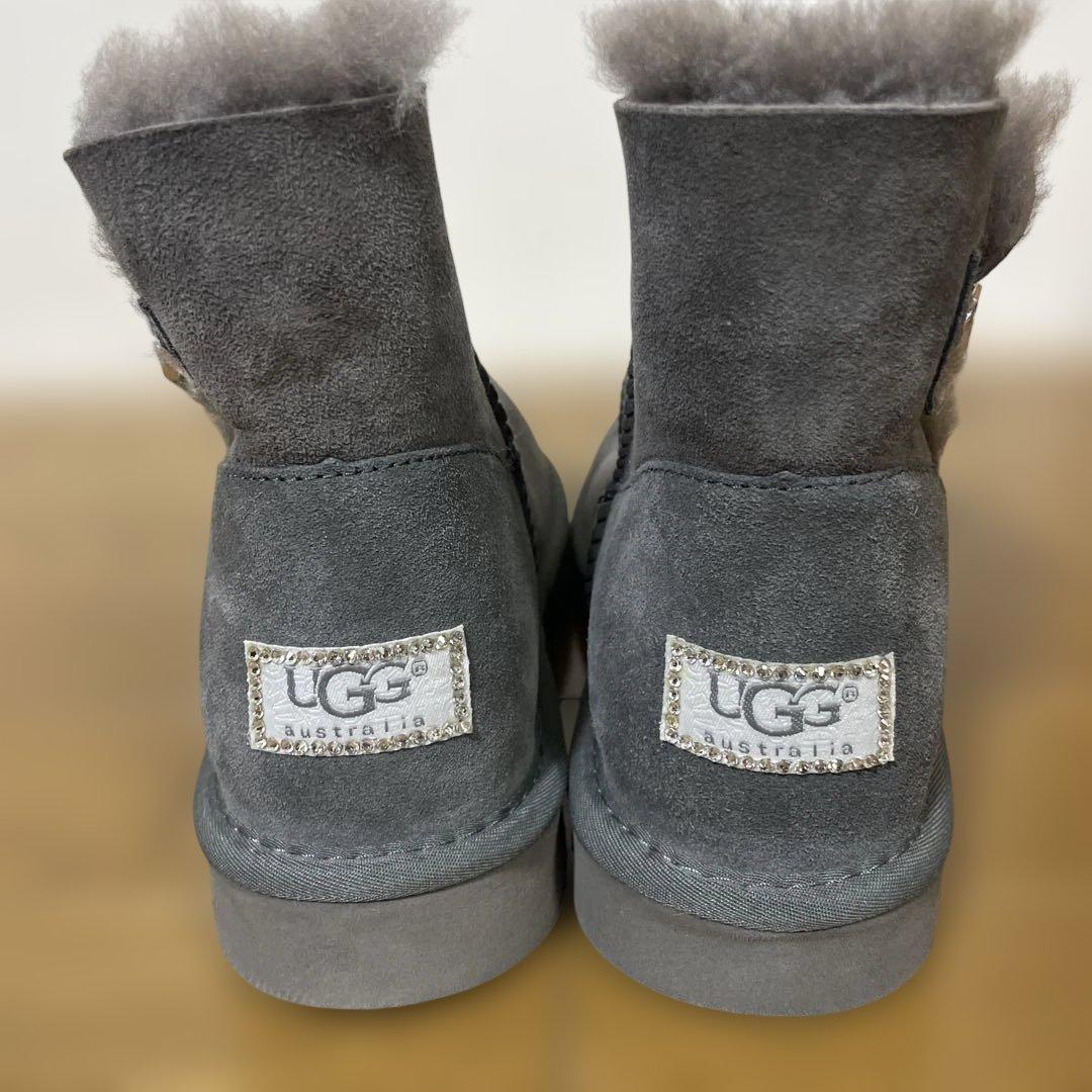 UGG グレー ムートンブーツ 23 - メルカリ