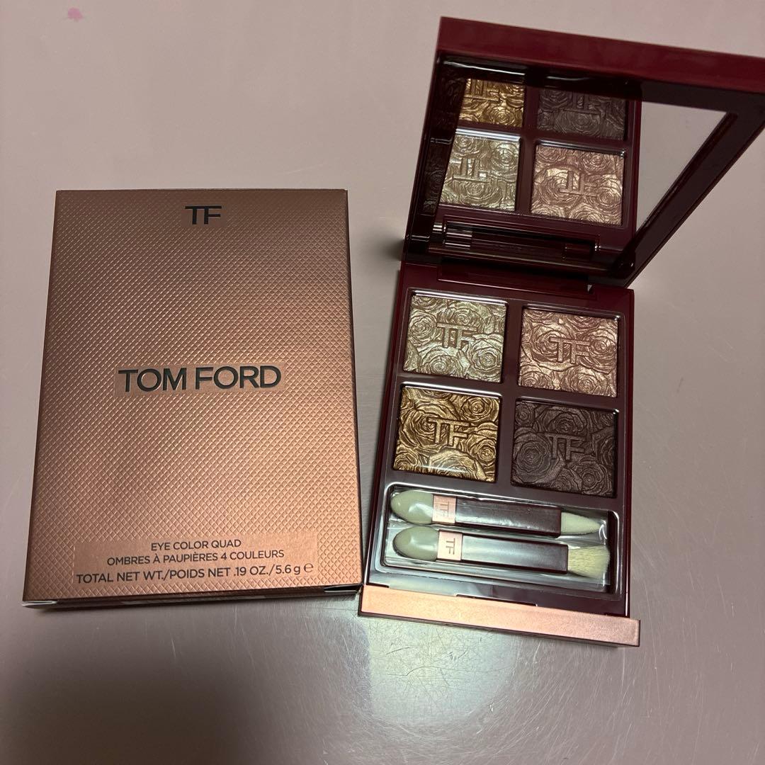 トムフォード　アイカラークォード　01REローズ　エクスポーズド