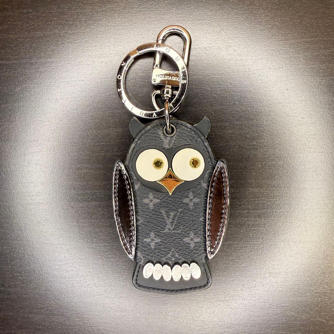 LOUIS VUITTON フクロウ チャーム