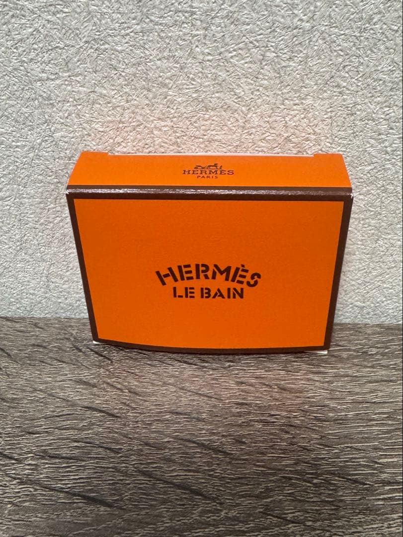 新品未使用 エルメス ナイルの庭 シャワージェル 200ml 止めゴム付き