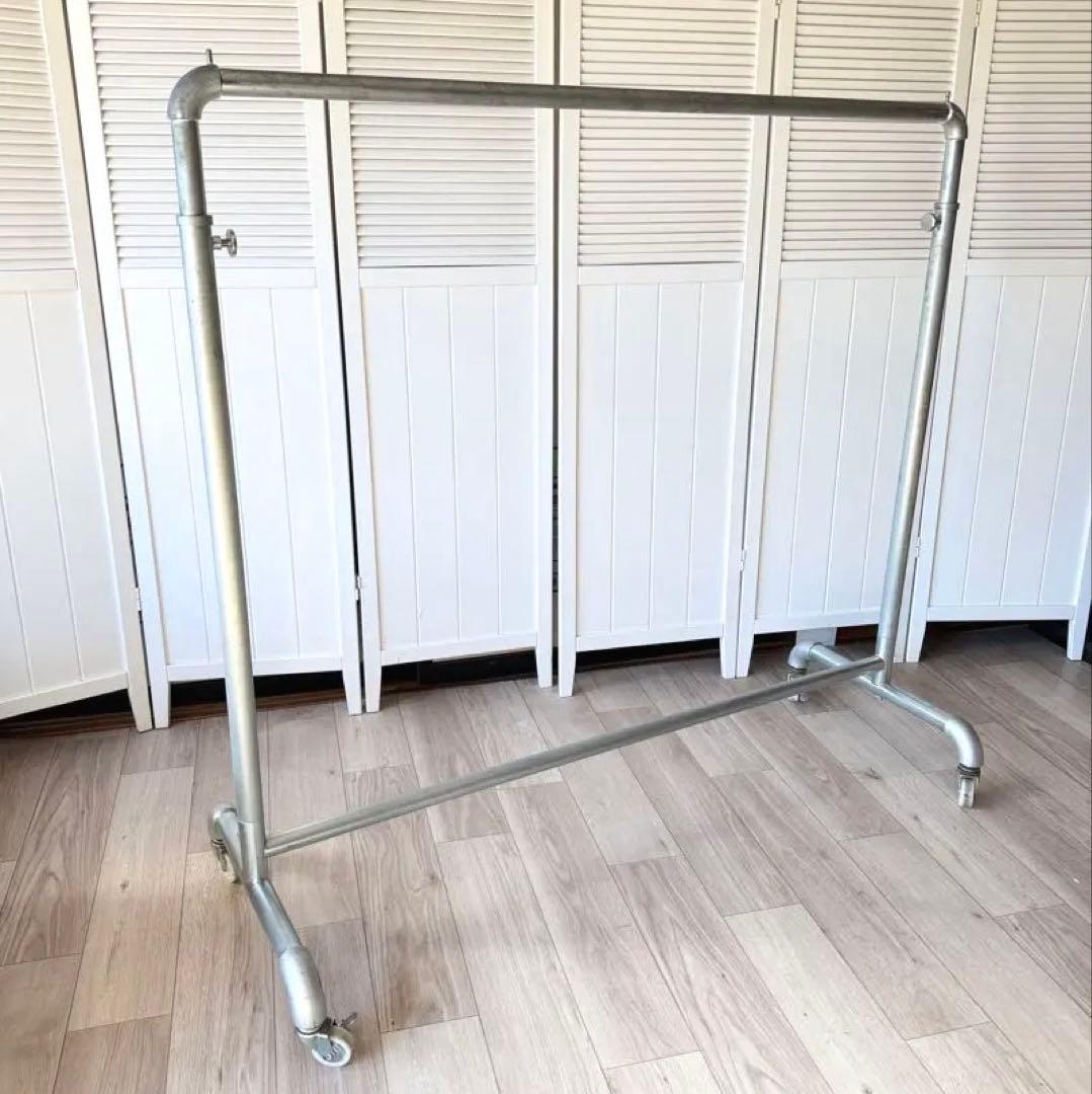 水道管ハンガーラック スチールパイプ アイアン キャスター付き