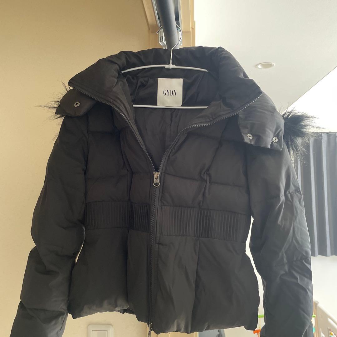GYDA ブラックショートダウンジャケット
