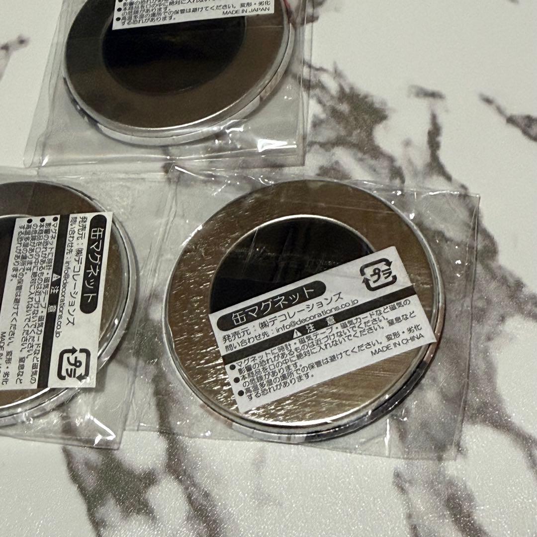 安室奈美恵 缶マグネット2 - メルカリ