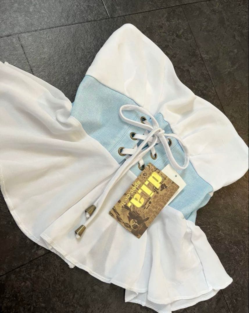 希少】【新品タグ付き】 d.i.a. コルセット風シフォンベアトップス