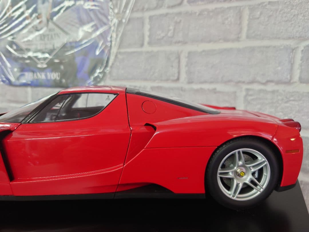 フェラーリエンツォ1/12 京商 08606R - メルカリ