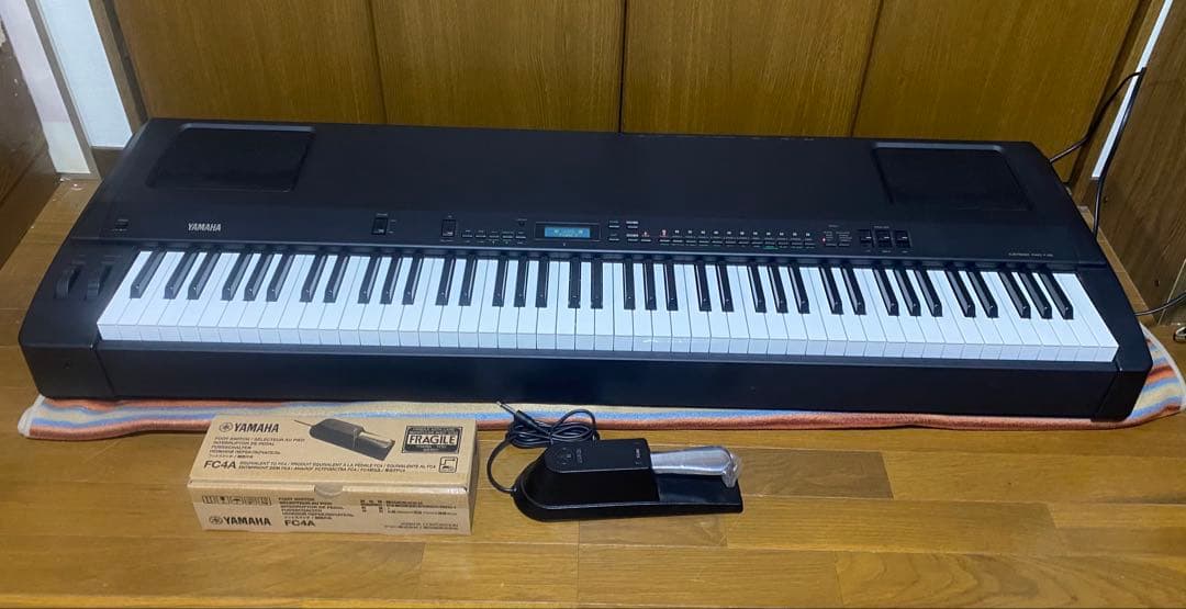 YAMAHA ステージピアノ P-200 FC4Aペダル付　【中古良品】