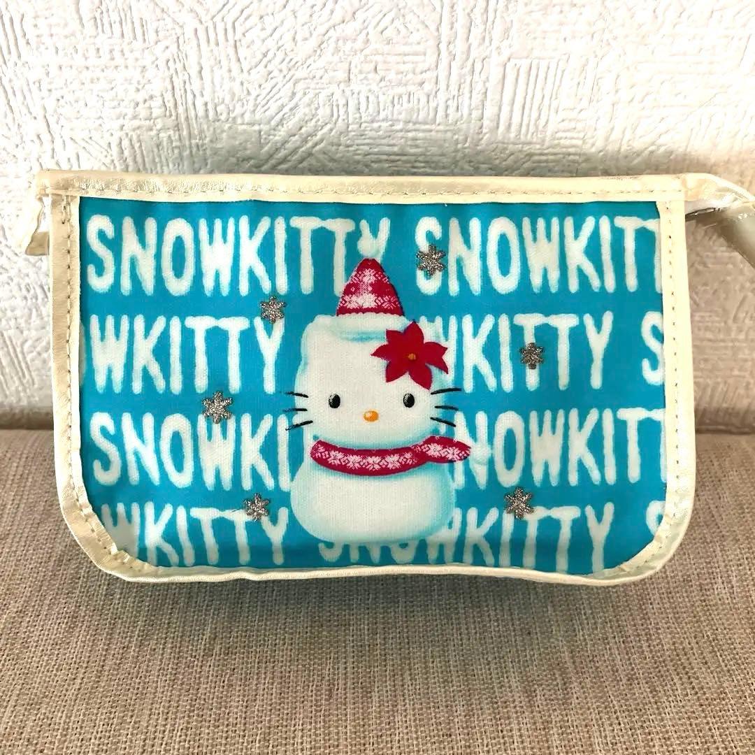 レア‼️スノーキティ ポーチ 青 ブルー 雪 雪だるま キティMan 240_news076.jpg