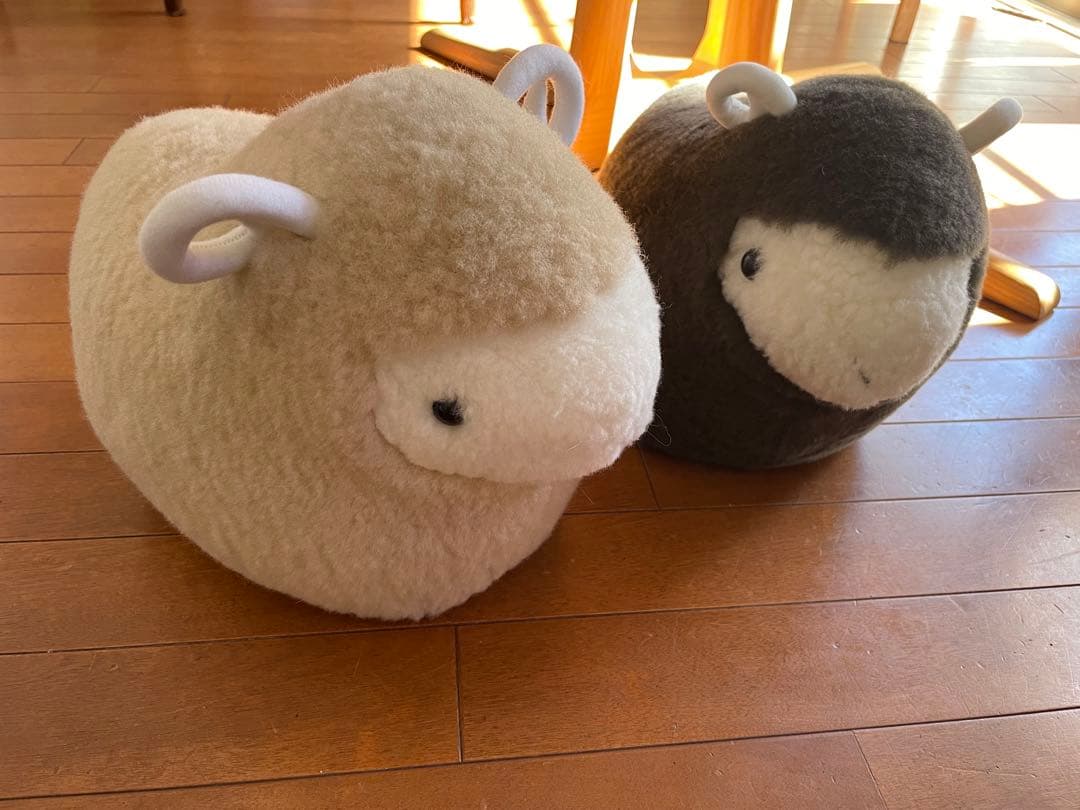 じぶんまくらムートン羊型抱き枕 - メルカリ