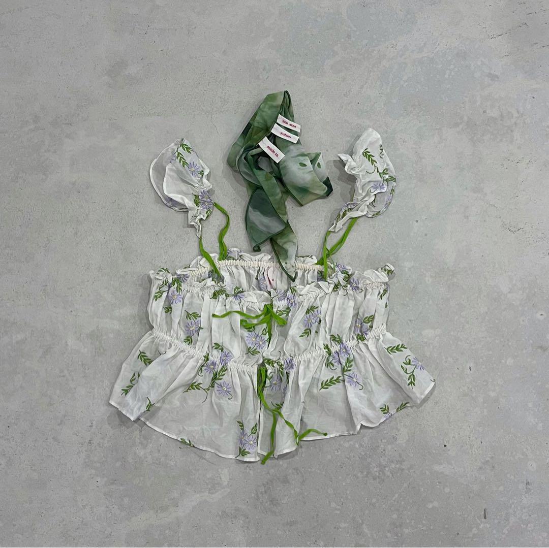 ♡ yuhan wang 小花柄 キャミソール ♡