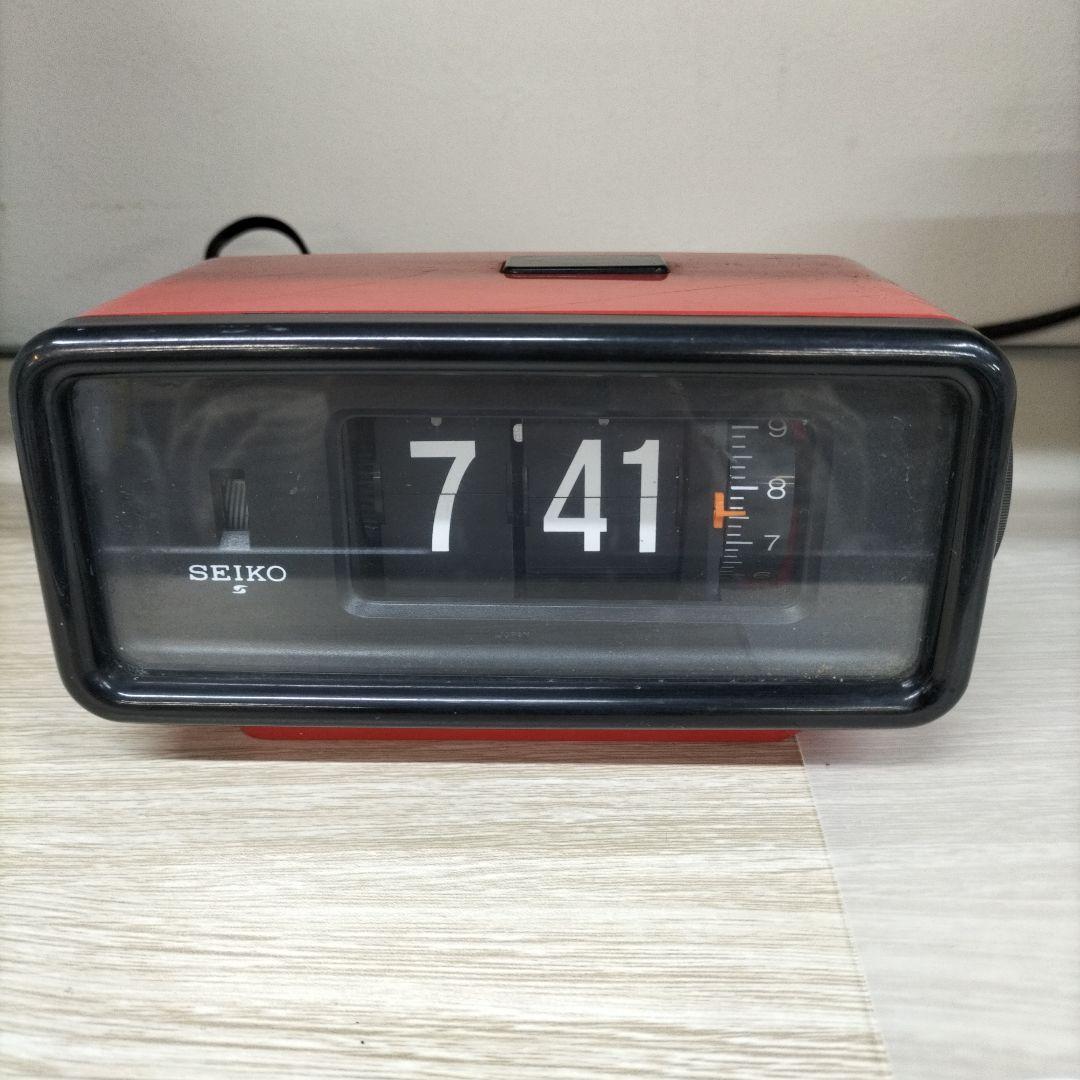 SEIKO 赤いパタパタ時計 レトロ時計 - メルカリ