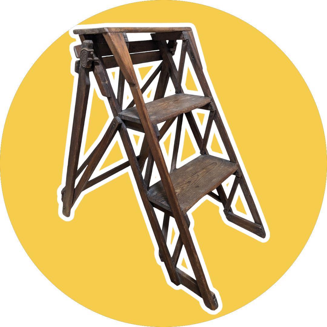 値引OK　イギリスアンティーク　折りたたみ　 木製3段　ステップラダー　脚立 イギリス アンティーク ステップラダー 脚立 ディスプレイ 11895