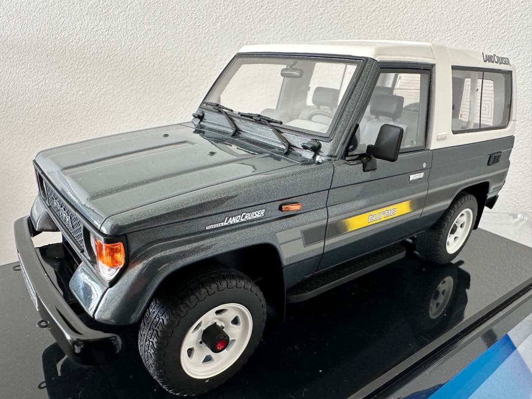 OHOトヨタ ランドクルーザー 1/18スケール 京商 ミニカー | 京商オリジナル 1/18 トヨタ ランドクルーザー 40