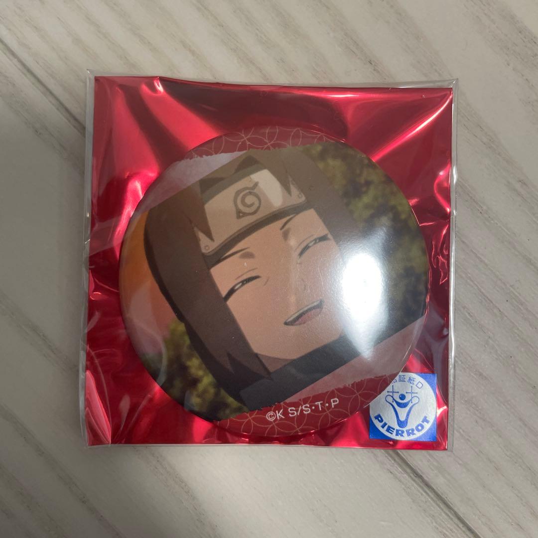 NARUTO うちはイタチ 缶バッジ - メルカリ