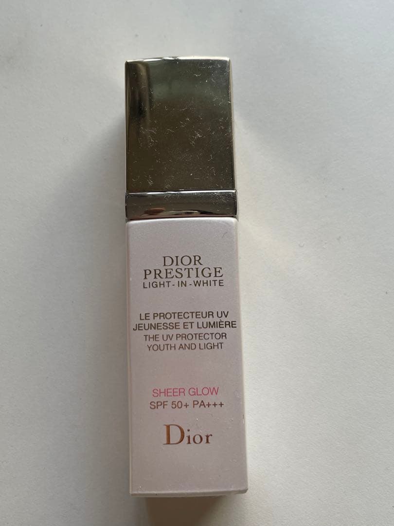 ディオール プレステージ ホワイト ル プロテクター UV シアグロー