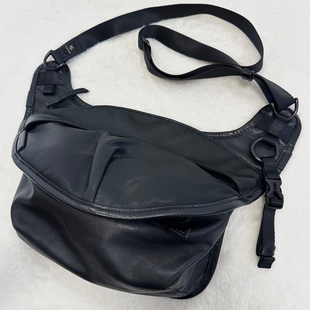 美品✨マスターピース スリングバッグ ボディバッグ レザー ブラック メンズ L