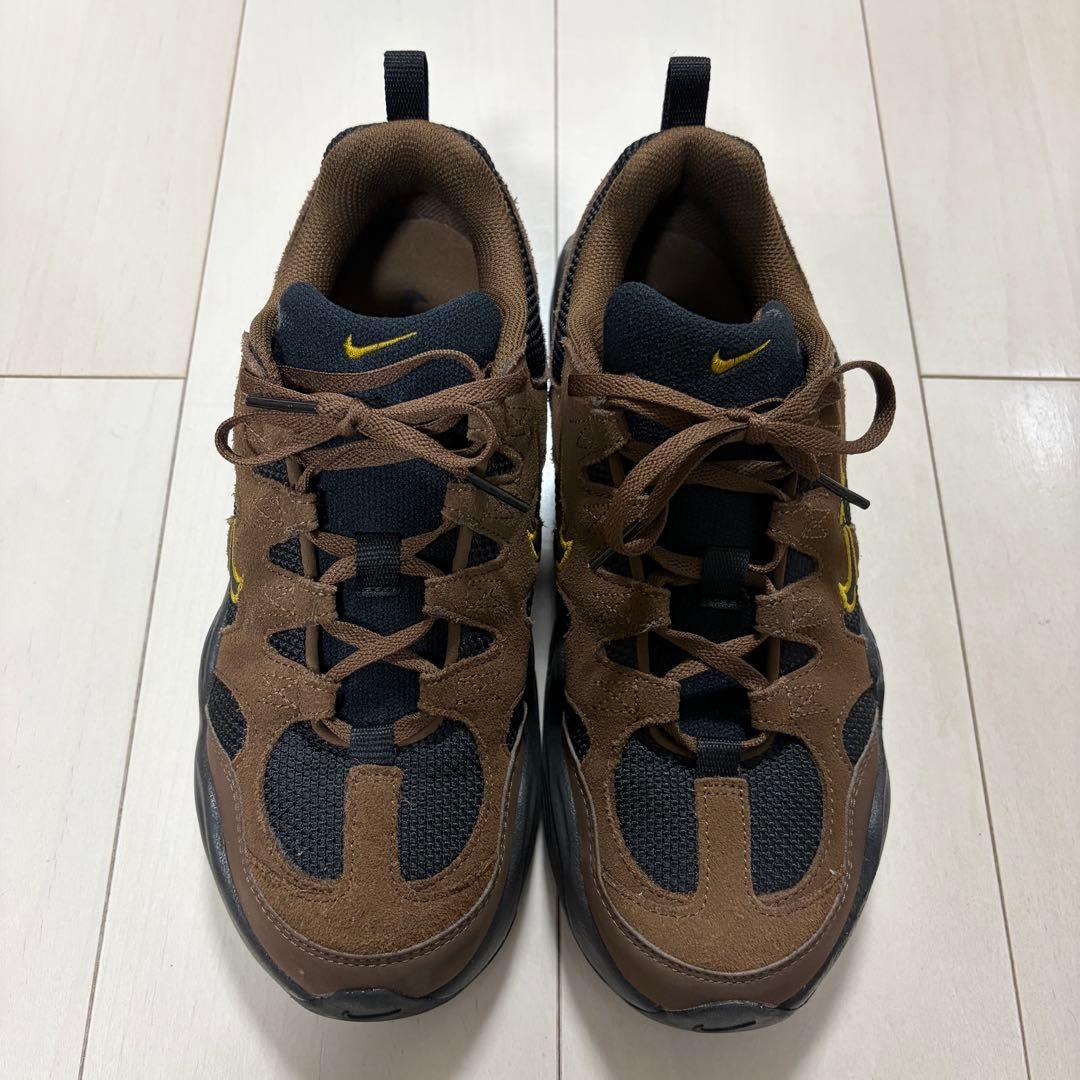 靴 NIKE TECH HERA CACAO WOW/BLACK-BRONZINE