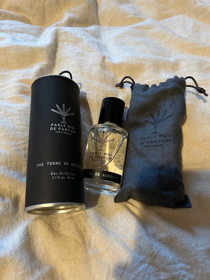 香水(ユニセックス) PARLE MOI DE PARFUM UNE DE ROSES 50ml