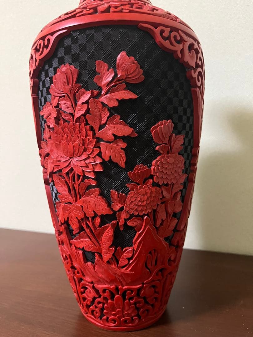 堆朱花瓶 高さ約31㎝ 骨董品 細密彫刻 中国美術漆工芸 花入 花台付き