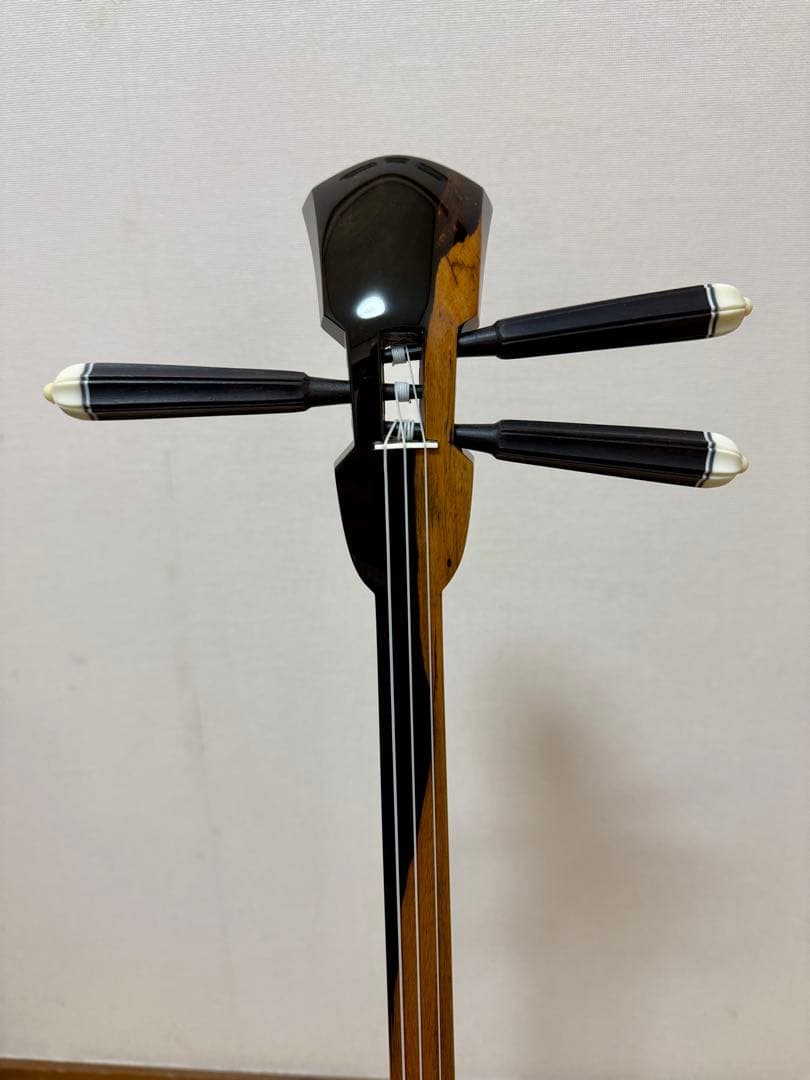 バ*ナ様 沖縄三線　【希少材八重山黒木】真壁型　糸洲作