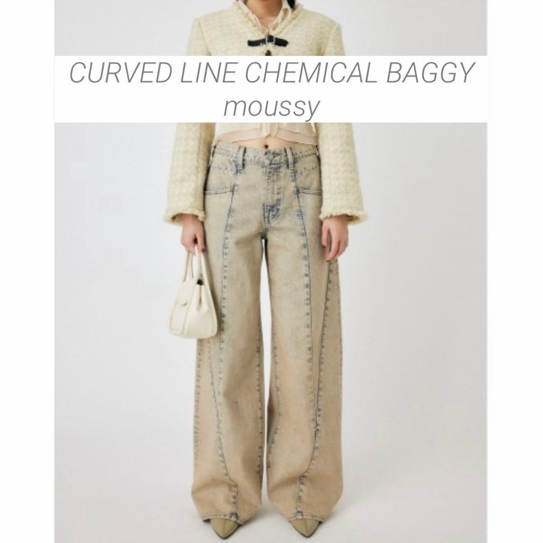 CURVED LINE CHEMICAL BAGGY moussy デニムパンツ