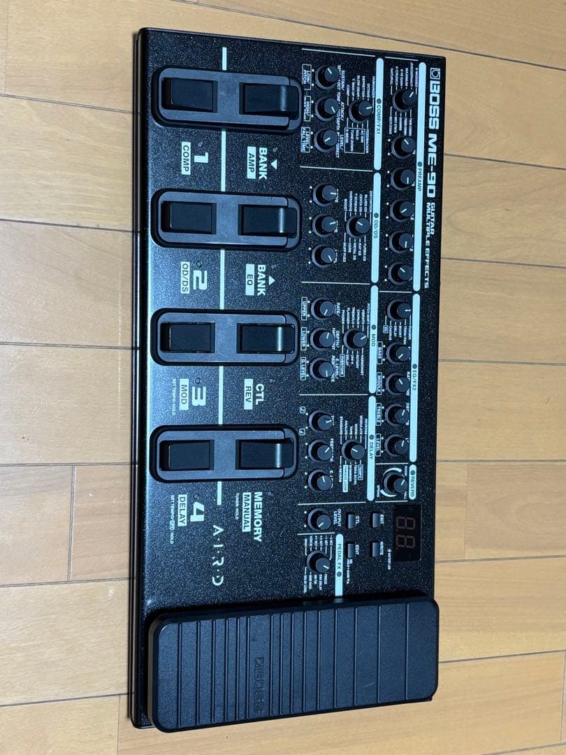 ギター BOSS ME-90 GUITER MULTIPLE EFFECTS