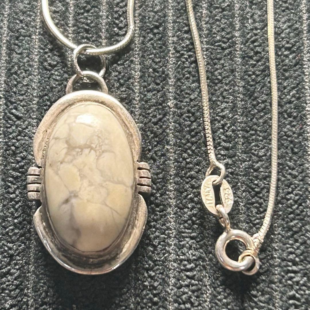 ナバホ　navajo ホワイトバッファロー ネックレス　Sterling 楽天市場】インディアンジュエリー ナバホ族 ホワイトバッファロー