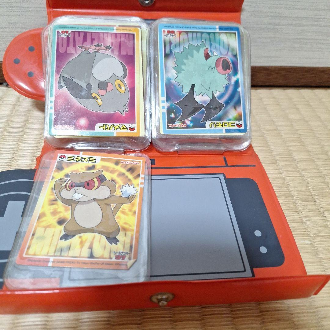 丸美屋 ポケモンシールホルダー+シール65枚セット - メルカリ