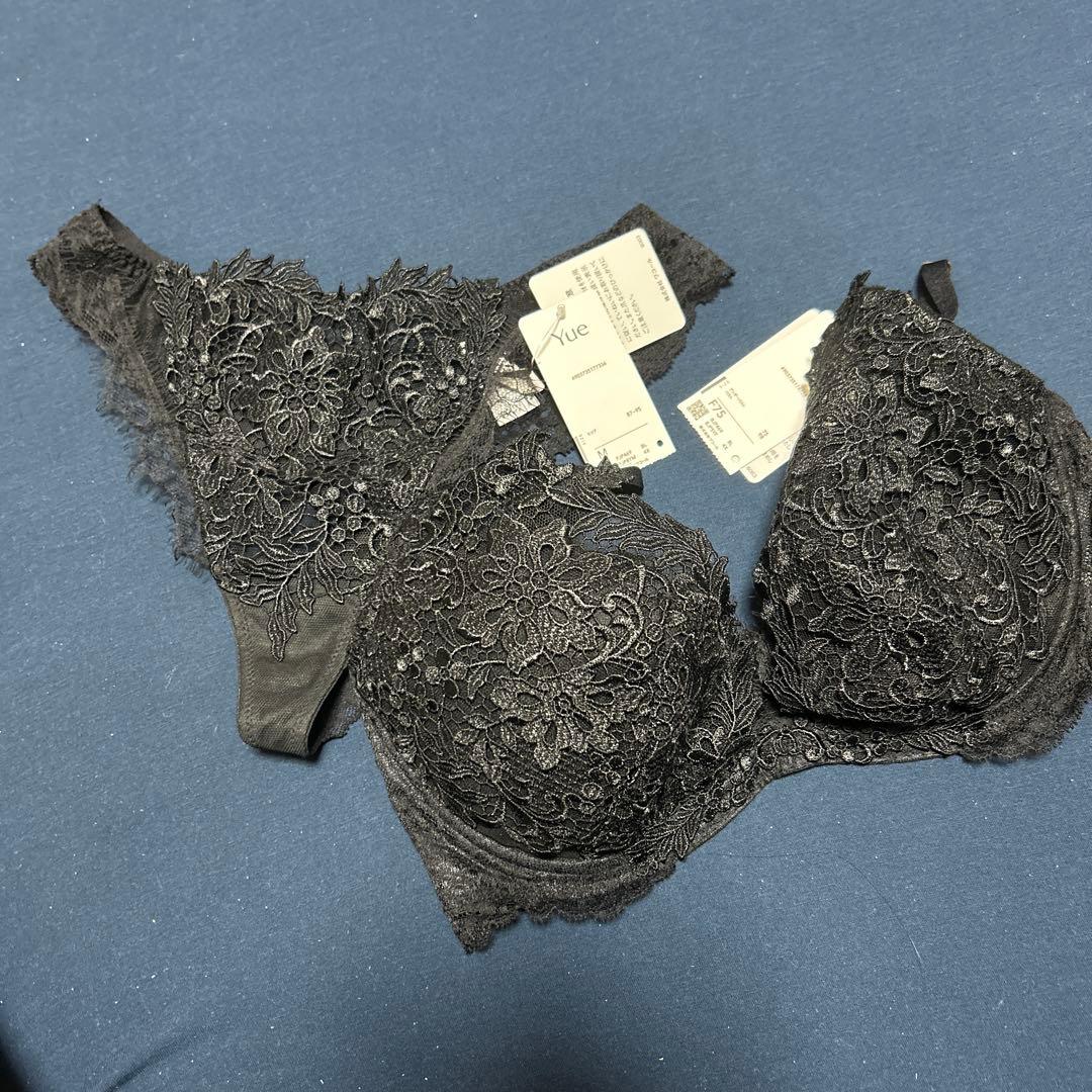 ワコール　yue 新品　レース　Ｆ75