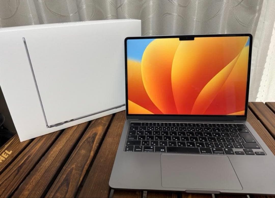 【極美品】MacBook Air M2 メモリ16GB 1TB【定価23万超】