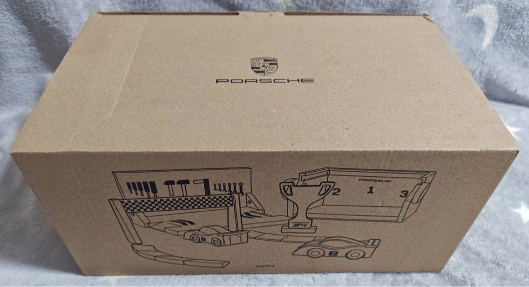 ポルシェ バヨ社 レーストラック スターターセット 木製おもちゃ 知育