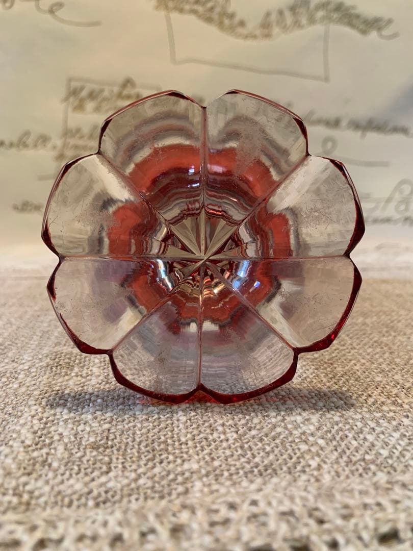 ボヘミアガラス アンティーク19世紀後半 細密にカットされた風景画が