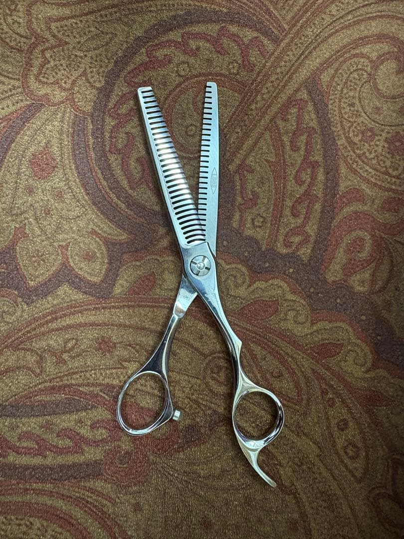 シザーズジャパン　セニングシザー　両櫛　QsWR すき率30% シザーズジャパン Grow セニングシザー 25％ コスモスの卸・通販