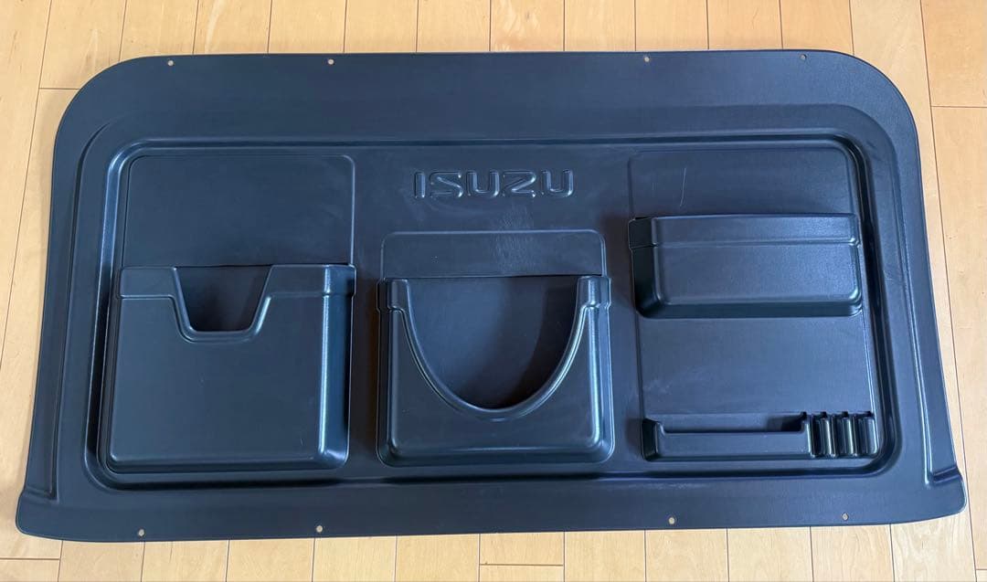 ファイブスターギガ　リヤウインドウボックス イスズ純正部品