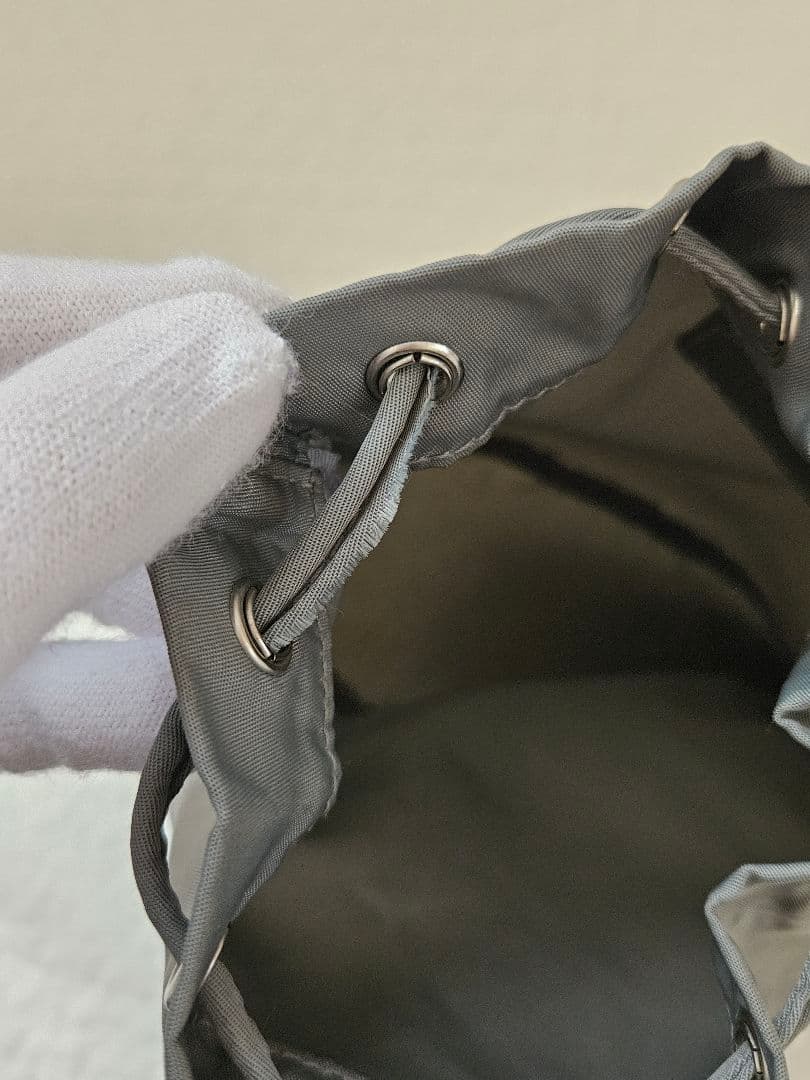 希少カラー✨PRADA プラダ ポーチ 巾着 ナイロン グレー ギャランティ