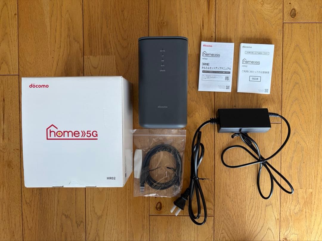 【端末のみ／残債無／初期化済 】docomo 5Gルーター(HR02）