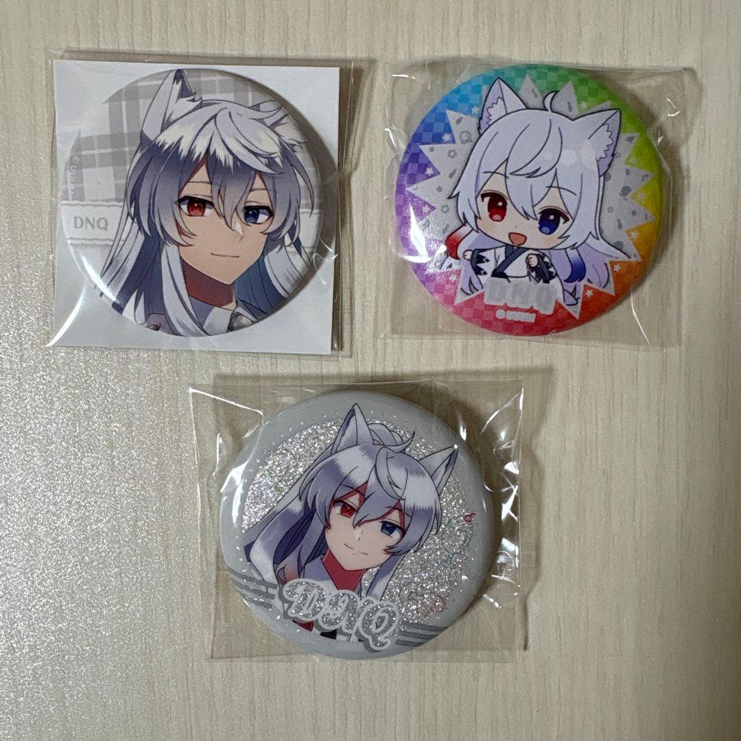 カラフルピーチ どぬく 缶バッジ セット - メルカリ