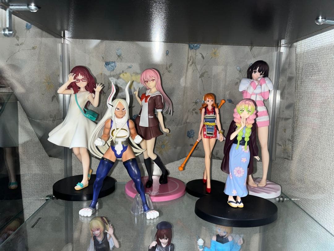 早い者勝ち フィギュア 6個セット - メルカリ